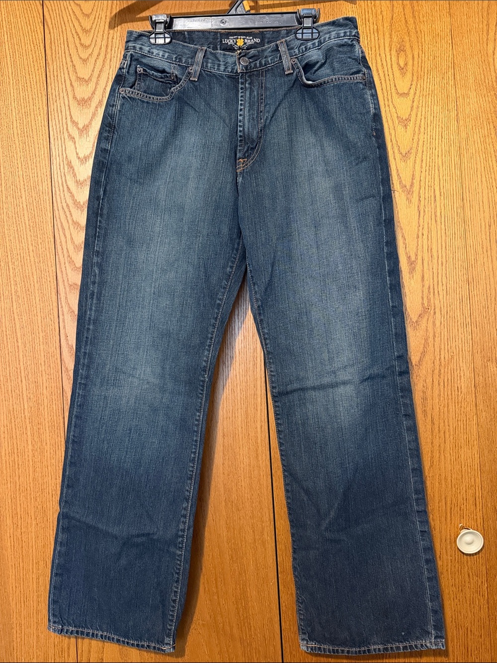 Lucky Brand Straight Leg Men’s Jeans in Medium Blue Wash 32x32